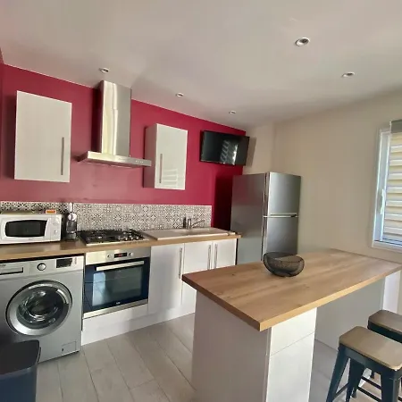 Le Cocon : Calme Et Moderne A 15 Min Futuroscope Apartment