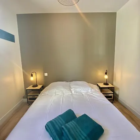 Le Cocon : Calme Et Moderne à 15 Min Futuroscope Appartement