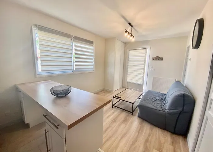 Apartamento Le Cocon : Calme Et Moderne A 15 Min Futuroscope *