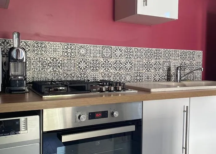 Apartamento Le Cocon : Calme Et Moderne A 15 Min Futuroscope